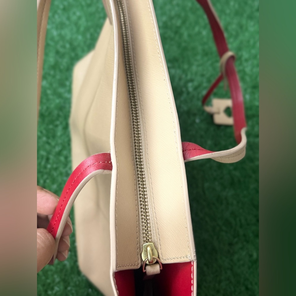 Kate Spade Beige Handbag‎ - Picture 7 of 7